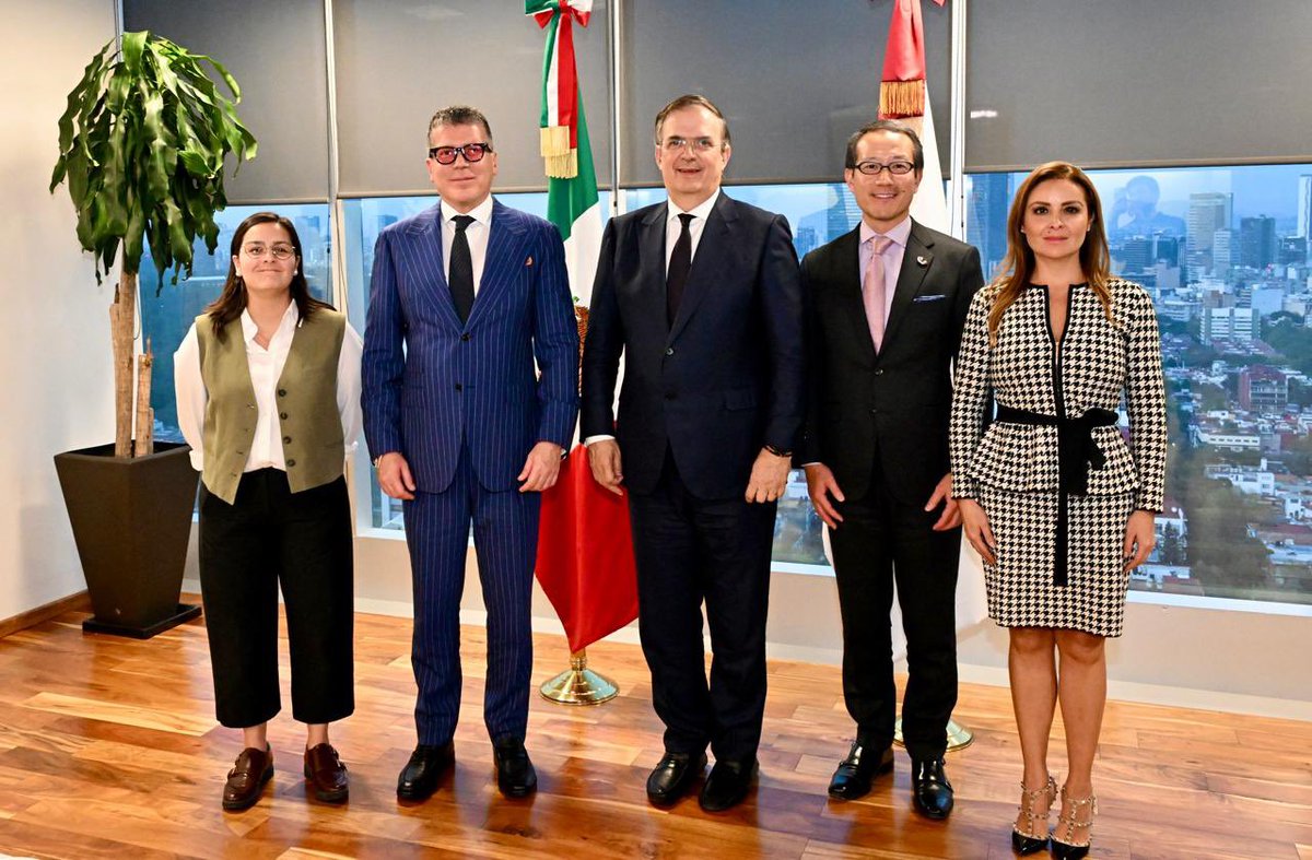 Economía México tweet media