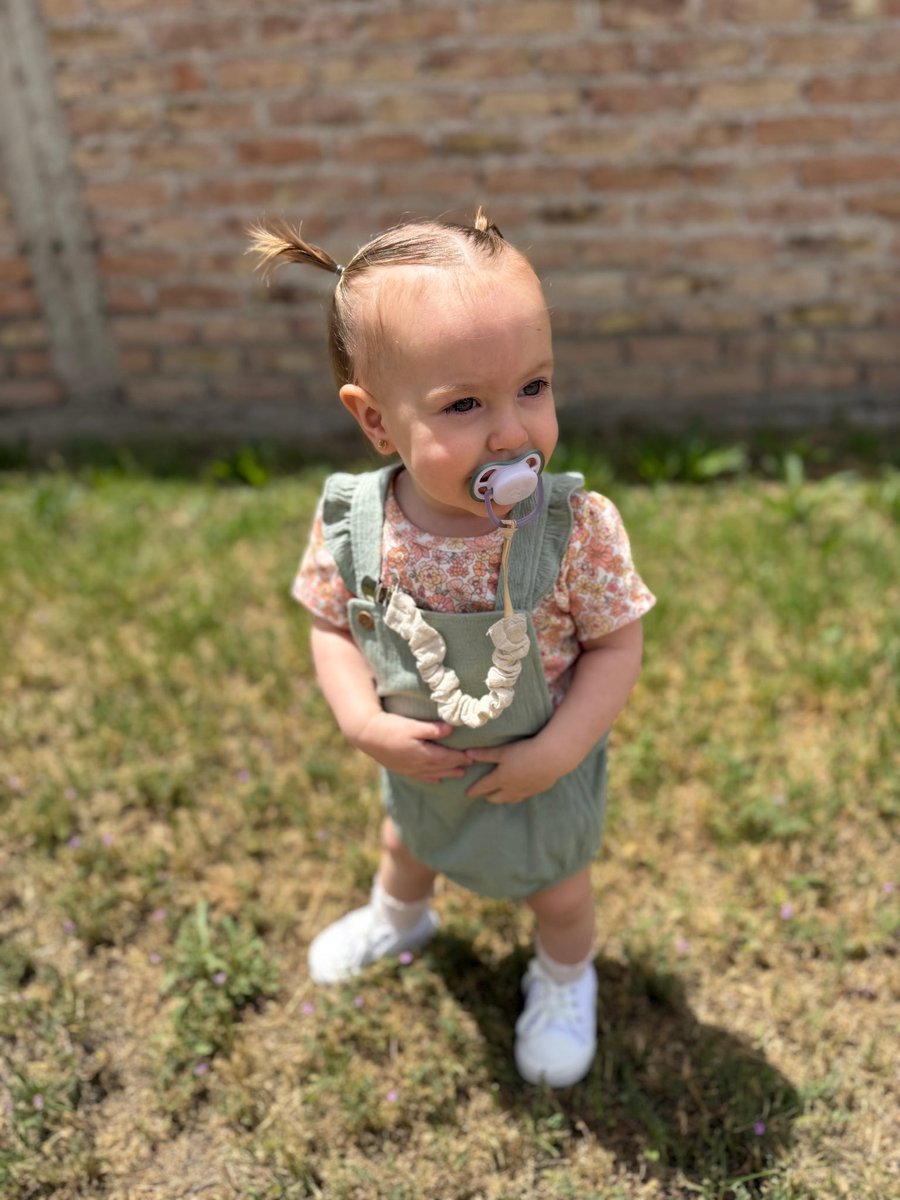 julilucero35's tweet photo. Hoy me paró un señor en pleno centro de Mza para FELICITARME por lo hermosa que es mi hija y sinceramente.. tiene razón https://t.co/Rz2NuC1E06