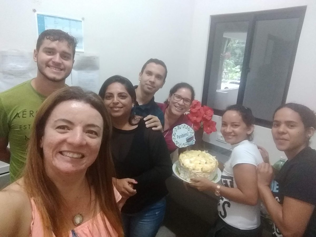Congratulations Karine Santos on receiving the amazing Tonolli Award, from <a href="/SIL_limnology/">SIL Limnology</a>.  She is a member of the INLD and the Limnology Laboratory of <a href="/UFPBoficial/">UFPB</a> (NULIBAC) and works on phytoplankton ecology
Thank you, SIL for supporting students from developing countries.