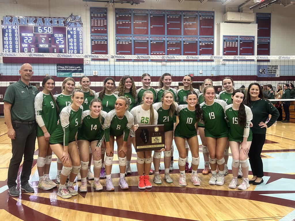 SECTIONAL CHAMPS!!! 
☘️🏆🏐☘️
ONTO THE ELITE 8!!! 
9 straight regionals
2nd straight Sectional Championship 

We’re ready for Monday! 

#PCVolleyball #TheCelticStandard #Elite8 #30Wins #TCB