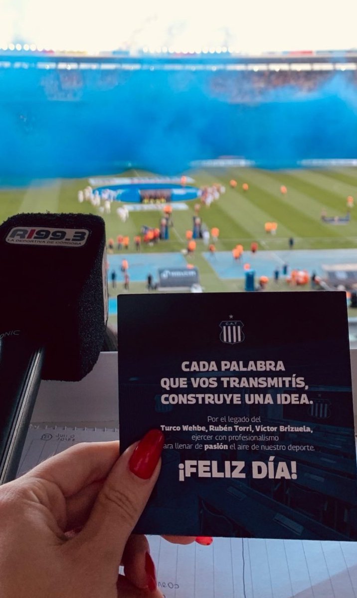 villagralejo's tweet photo. El mensaje que dejó #Talleres en las cabinas de transmisión por el Día del Periodista Deportivo. Osvaldo "Turco" #Whebe y su legado eterno. El mejor (y máximo) exponente de Río Cuarto. Que bien nos sigue representando.
📸 @roocardenass https://t.co/zWnE15x8dS