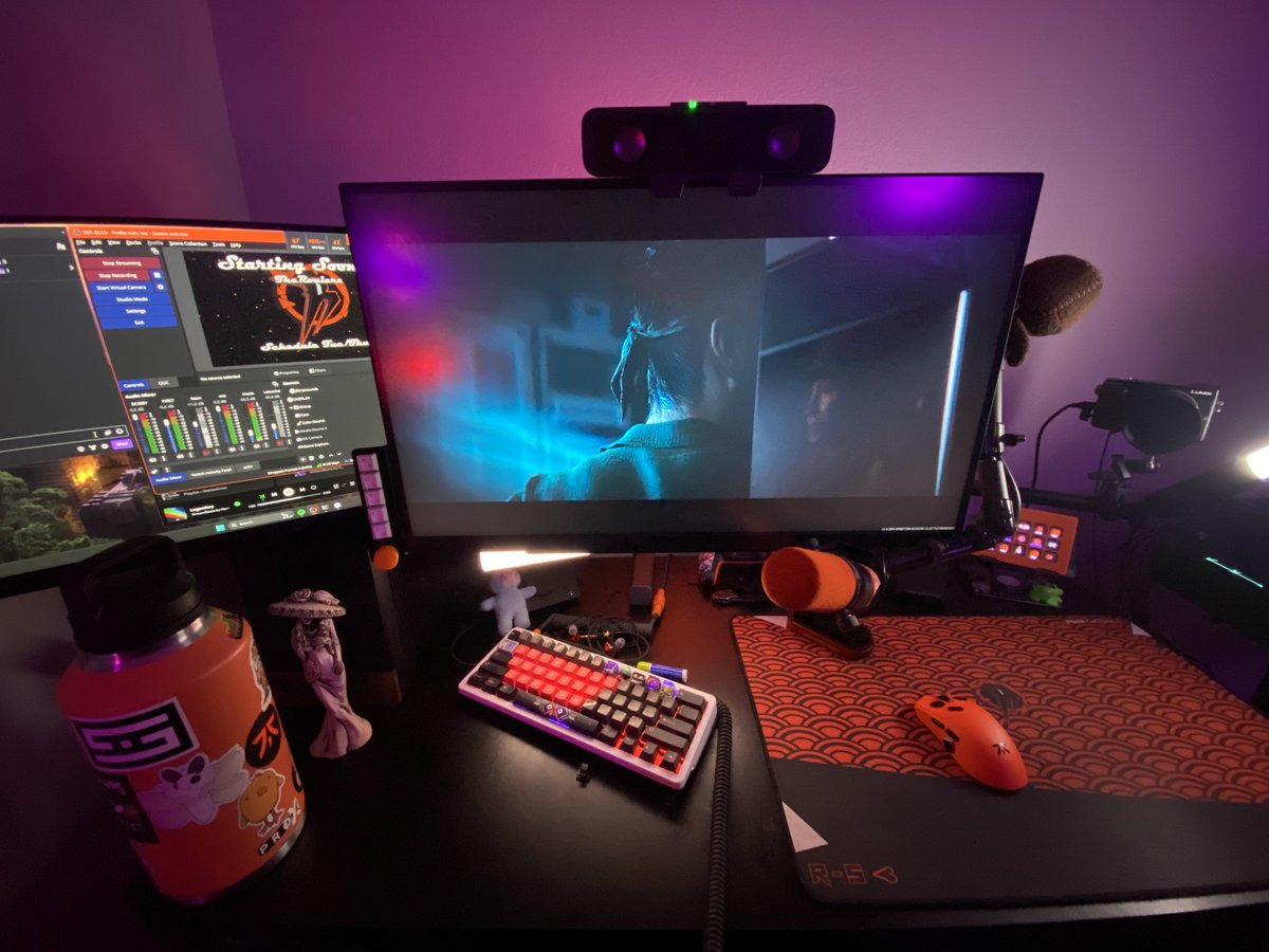 TheRonicrz's tweet photo. We back #gaming #backtothegrind #stream #bo6 #twitch #Orange #orangelife #CallofDuty #cod https://t.co/CNXyvFTNIL https://t.co/CZ2TXQOBiG