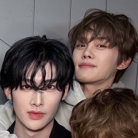 Shim_04s's tweet photo. 1RT 🟰 1vote
I vote #zerobaseone for #2024MAMAVOTE https://t.co/WnFXhr4LgE