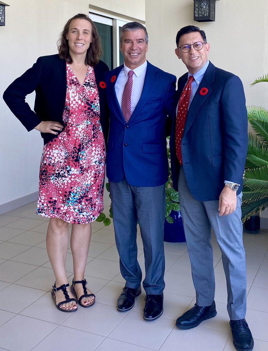 stephanecousine's tweet photo. Merci à notre Ambassadeur à Abu Dhabi, , Kris Panday, à notre AGC Jeanette Loubeyre et à notre formidable équipe d'employés ! Une autre excellente équipe des services communs, merci pour cette visite exceptionnelle et votre travail remarquable ! @AMC_corporatif #Engagement https://t.co/VNZoHQCJ9v