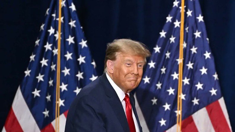 econohaiti's tweet photo. 🇺🇸 FLASH | Donald Trump et les Républicains auront le CONTRÔLE TOTAL du gouvernement pendant au moins 2 ans :

🔴 Président
🔴 Sénat 
🔴 Chambre des Représentants
🔴 Cour Suprême

#USA #EconoHaiti https://t.co/sm2bupFqZx