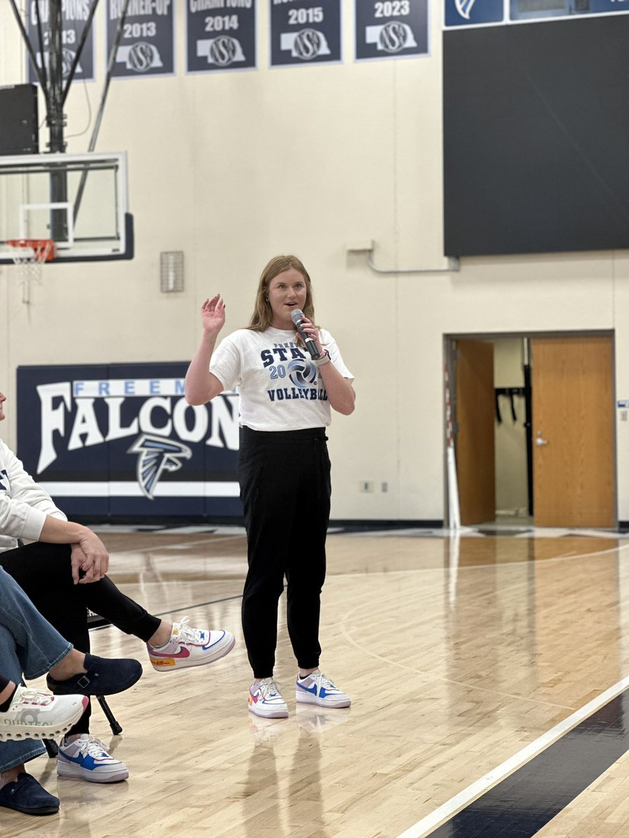 Freeman_Falcons's tweet image. Good luck🌛tonight to our🏐volleyball girls as they get their🏆State Tournament🚌journey🎬underway‼️ The entire🐦Freeman community is🫂behind you‼️