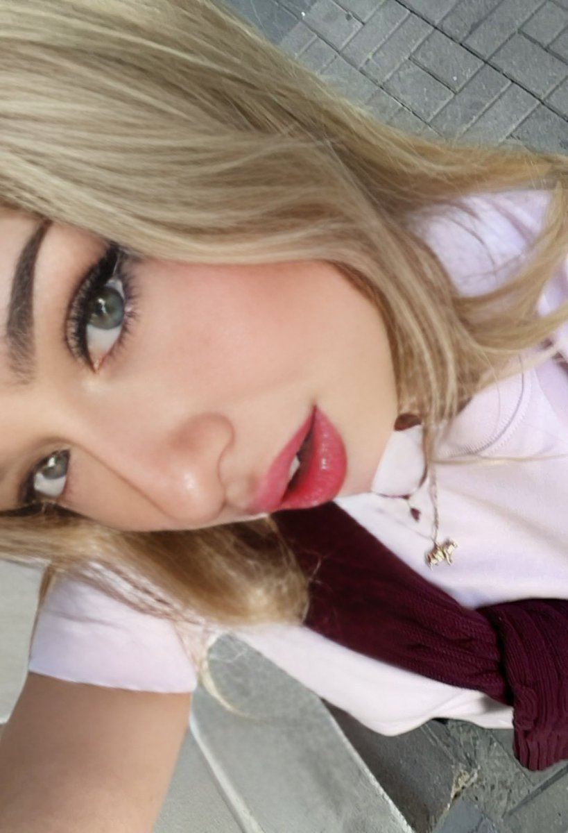 annikeske's tweet photo. Willst du deine verdorbene Seite entdecken? 😈 Folge meinem Twitter-Account für perverse Gedanken und heiße Überraschungen. Lass uns gemeinsam abspritzen. #GeileGedanken #NSFW #VerdorbeneSeele https://t.co/fOv2eomPZz