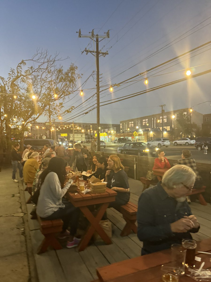 Had a blast at Strangeways on Fitzhugh last night! Thanks for coming to see us! Don’t worry if you missed it, we’ll be back on Thurs Nov 21st! 5pm to 9pm.
Big thanks to Eric &amp; Rosie for inviting us!