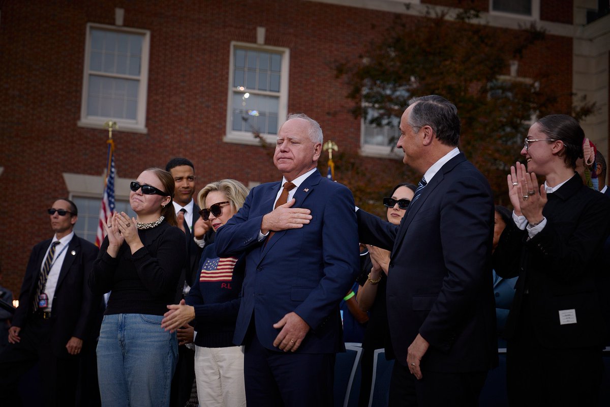 BexxFrancois's tweet photo. + moments captured during Vice President Kamala Harris’ concession speech, at Howard University, November 6, 2024. (Bexx Francois/Harris For President) https://t.co/HutBO8kOM1