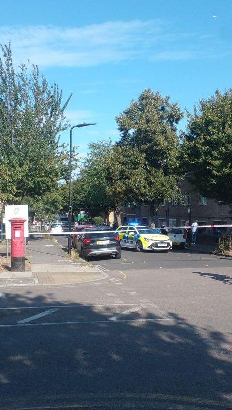 LibertySentnl's tweet photo. 🇬🇧 REMEMBER: On August 28, 2024, in Clapton, London, 38-year-old Jade Anthony Barnett, a disabled man using a wheelchair, was brutally stabbed with a machete by two immigrants but they where later released without charges..... https://t.co/U3YjpiTH95