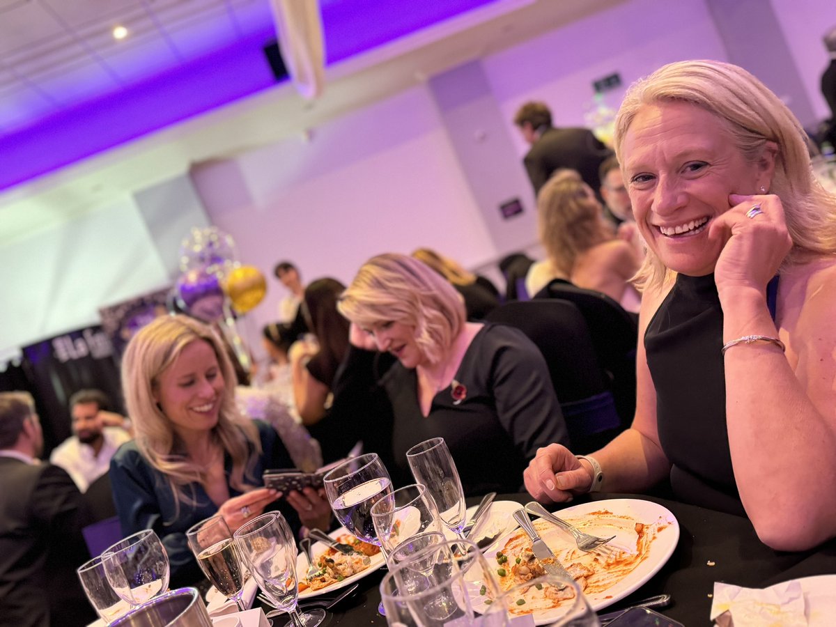 NeilCoates4's tweet image. And the winners are….@LSEColleges 🎉 Best Social impact at the Above and Beyond Bromley Business Awards #ABBBAs for a range for projects including #GoodWorkBromleyExchange in partnership with @LBofBromley