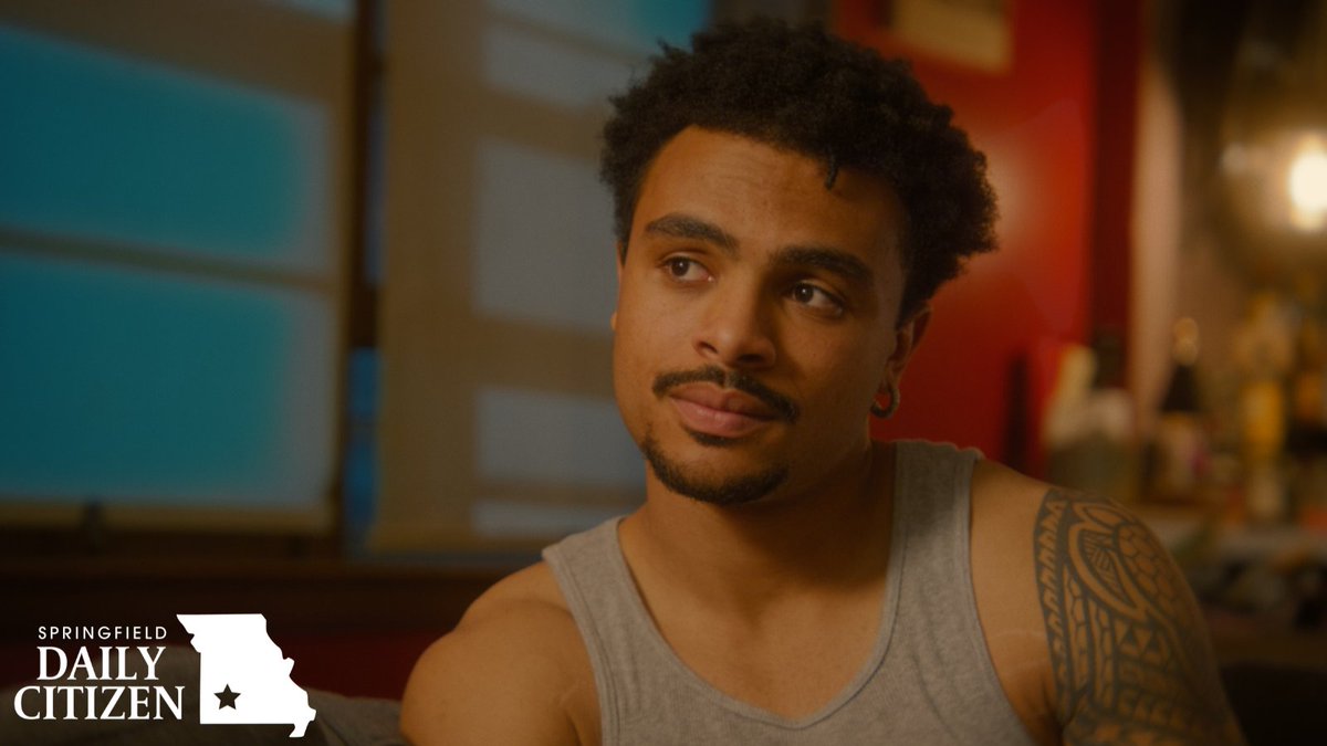 sgfcitizen's tweet photo. Radix Studios debuts its first feature-length film Nov. 15-17 at @AlamoSpringMO, a coming-of-age comedy called "Seeing Someone Else." From cast to crew to locations, Radix was committed to showcasing Springfield, especially the north side.

Learn more: https://t.co/0HWZiUwetG https://t.co/BsffhfLhJ0