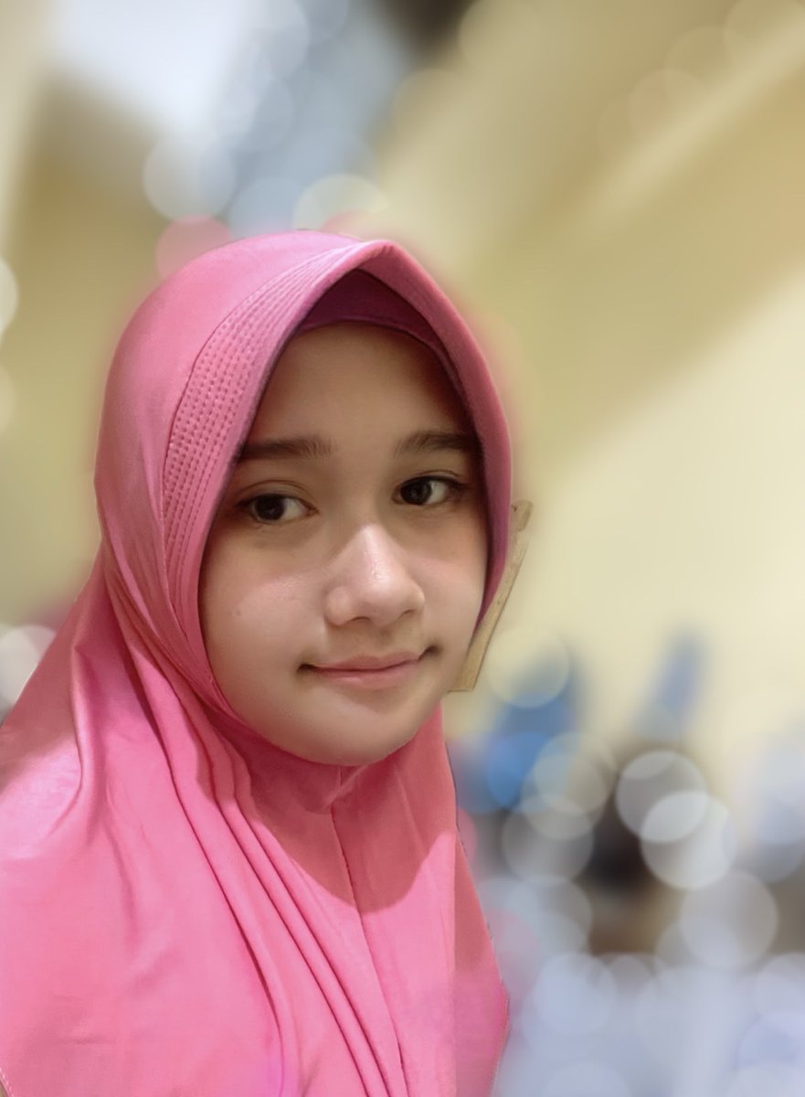 she (@svafta) on Twitter photo 