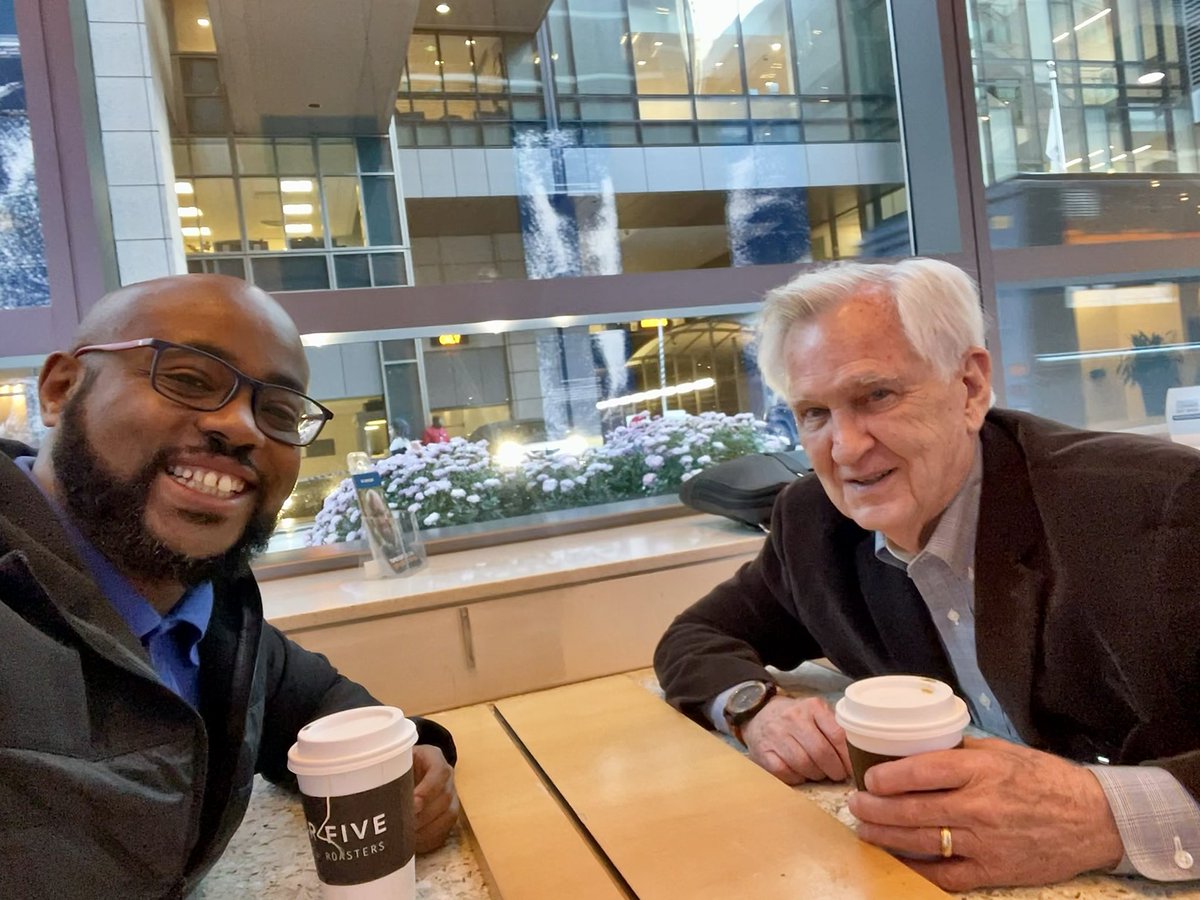 Grateful for the incredible guidance from Dr. Edward Benz Jr., President Emeritus of <a href="/DanaFarber/">Dana-Farber</a>, who mentors not because he has to, but because he chooses to. Also thankful for the mentorship from <a href="/mouwlab/">Kent Mouw</a>. #MentorshipMatters #AcademicGrowth #ResearchJourney