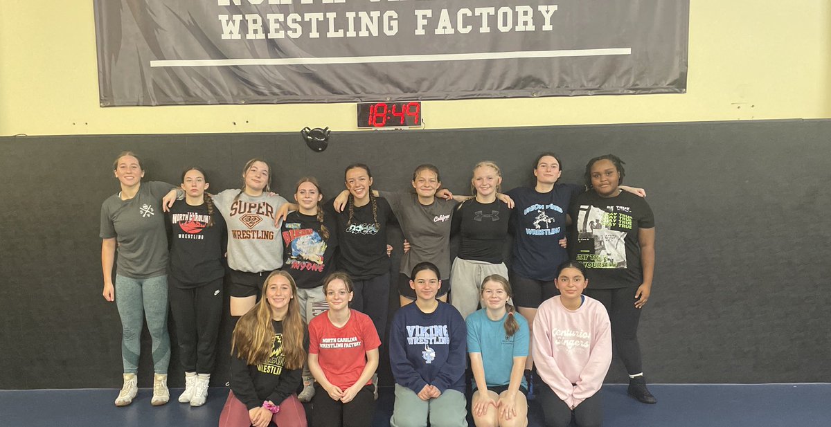 UP_Wrestle's tweet photo. The Viking women wrestlers! Growing, working hard, getting better, and having fun! https://t.co/noj5BJG47A