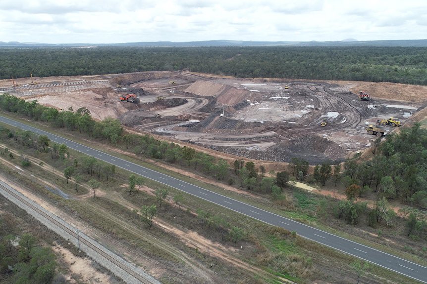 Koala habitat illegally cleared for a coal mine in QLD, that might still get federal government approval in a few weeks.

The coal companies defence is that they just cleared a little bit illegally…the mine will be much bigger 

amp.abc.net.au/article/104567…