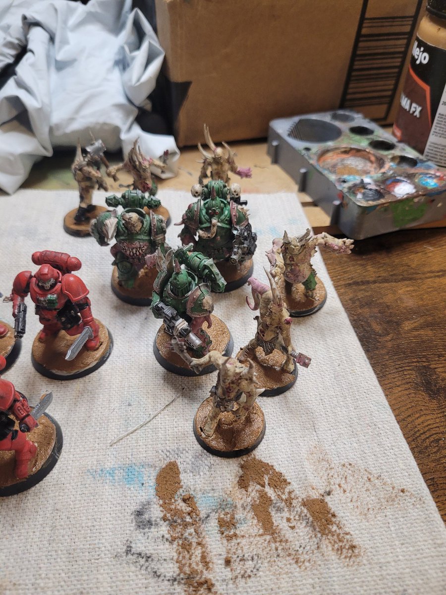 jbon3z01's tweet photo. @TheBrushSmith Hi I'm Jbon3z01 (Jay bones either or don't matter) love painting minis doing warhammer 40k kill team and warcry soon along w star wars legion got a twitch and YouTube. All are welcome and I am glad to see such diversity on the battlefield! https://t.co/R68i8QDbD6