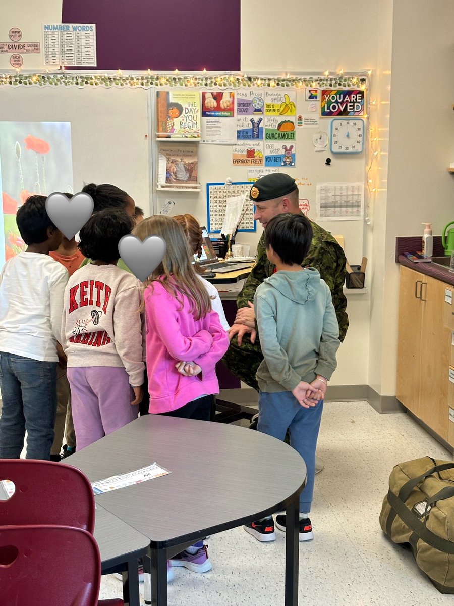 MrsHignell's tweet photo. We had a wonderful visit with MWO Wiggins as part of the @CanadianForces @VeteransENG_CA speaker series. The students were so engaged as he spoke about the meaning behind the parts of the Remembrance Day ceremony. Grateful for such a great partnership opportunity! @MissSibbald https://t.co/YFqFClH7Lh