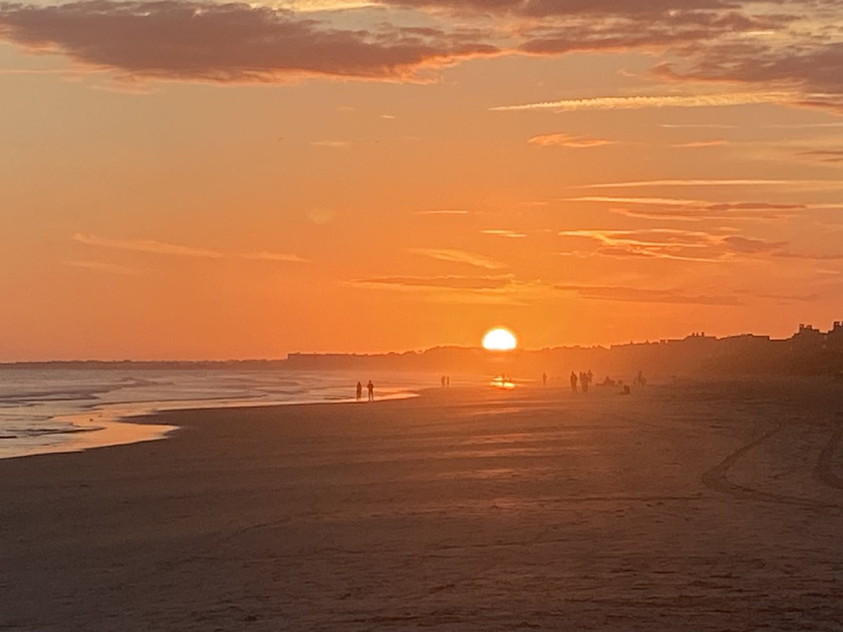 MatthewTessnear's tweet photo. Celebrated my 4️⃣0️⃣th birthday in one of my favorite places in the world (Kiawah Island, SC) with my favorite person in the world (my wife Molly) and some of our favorite foods (like brisket from Lewis BBQ in Charleston, SC) 🥳 https://t.co/mv8fNGO3p9
