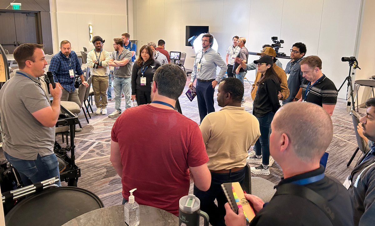digiknowdri's tweet photo. 🏆 The  2024 @TATOAORG Awards are tonight - good luck to all the nominees from your friends at Digital Resources!

🎟️Register for our 2025 Tech Showcase for an EXTRA raffle ticket🎟️
👉https://t.co/Sge4n06VAK

#DRI #digitalresourcesinc #digiknowdri #tatoa #austintx #goldsponsor https://t.co/n8hBEPDrBb