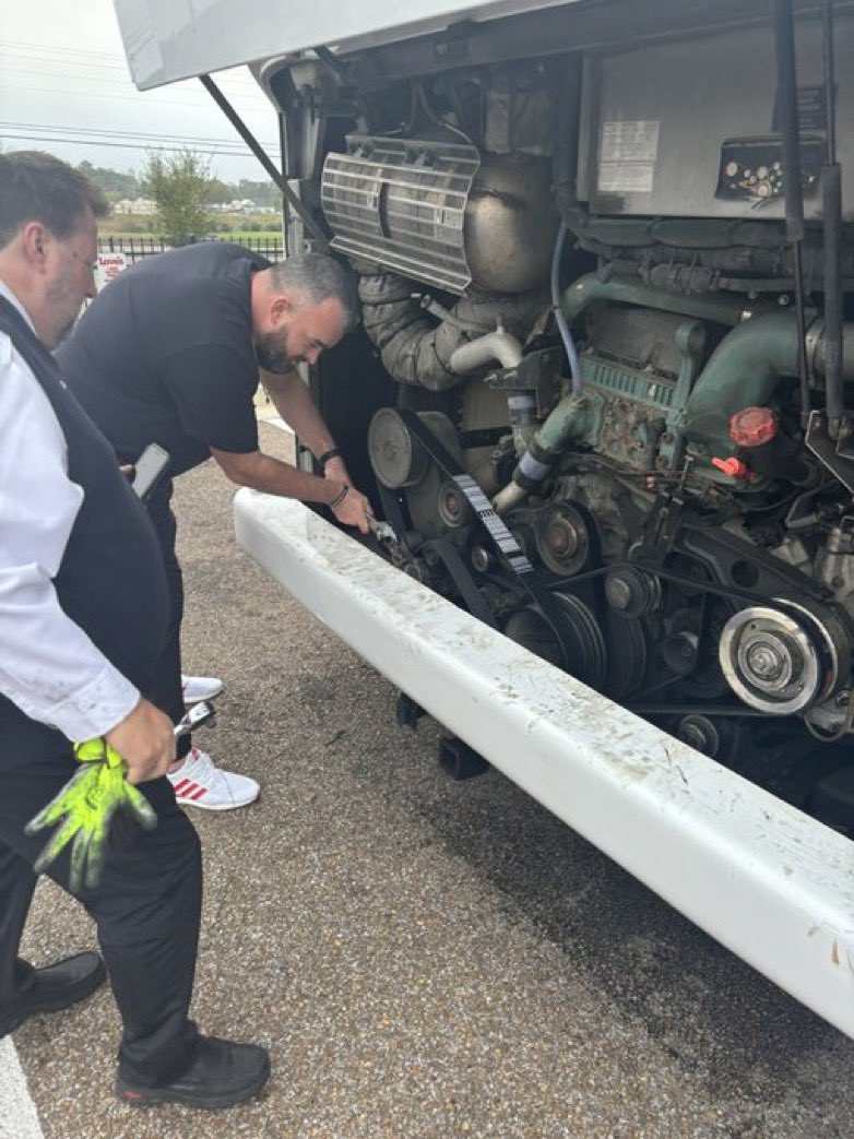 BLUE COLLAR ROOTS! 

Arkansas State’s bus broke down on the way to face #2 Alabama on Friday.

Who is there to try and replace the shredded belt???

Head Coach Bryan Hodgson (<a href="/CoachBHodgson/">Bryan Hodgson</a>).

Man of many talents.