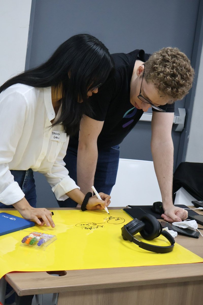 Siguen las mentorias 🙌🏼🔥 <a href="/ivannalen_la/">Ivanna Leon</a> <a href="/LaCryptoWitch/">celexia 👁️🌪️</a> <a href="/luisotravez_eth/">Luis Carranza Perales 🐲</a> <a href="/graphprotocol/">The Graph</a>