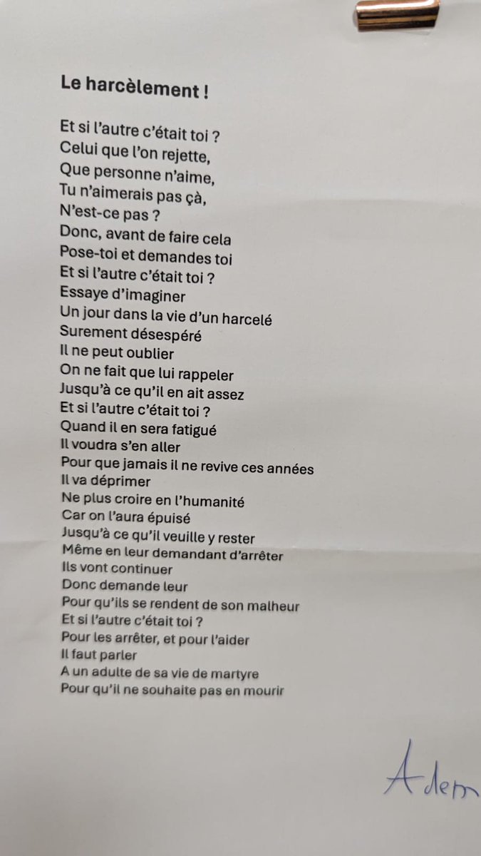Le <a href="/college_jy/">Collège Jacques Yves COUSTEAU</a> dit non au harcèlement. 
Dress code vert et blanc, affiches, mur d'expression,... Élèves et adultes de l'établissement se sont mobilisés contre le harcèlement sous l'impulsion de l'équipe pHARe.