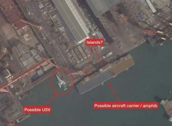 AlFaitAccompli's tweet photo. 🚨#BREAKING Stunning Footage Emerges of PLA’s New Trimaran-Hull Large USV https://t.co/mnN5EP2Qxc