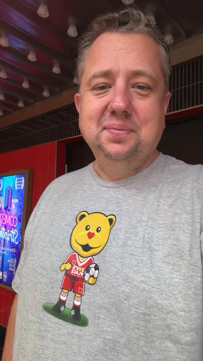 ScouseRepublic's tweet photo. Still £400k needed in the next 2 days to save @ZoesPlaceLiv 

Don’t let it fizzle out. Keep spreading the word and doing your bit. If you can donate, please do. If you can buy a T-shirt, great. Doesn’t matter how, just keep pushing ❤️

Links below 👇🏼👇🏼👇🏼 https://t.co/zkR62URFH4