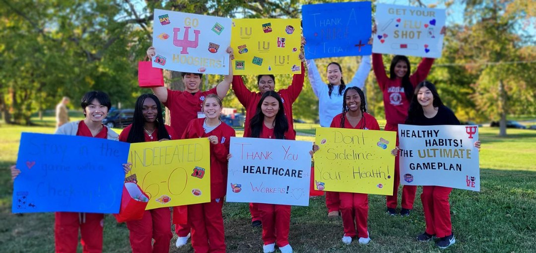 IUnursing's tweet photo. A fall semester highlight on the Bloomington campus was our nursing students’ participation in IU’s annual Homecoming festivities! #IUSON students marched in the Homecoming Parade, and guests enjoyed a waffle bar &amp; other fun giveaways at our Tailgate Party before the big game. https://t.co/DjGwslIBBu