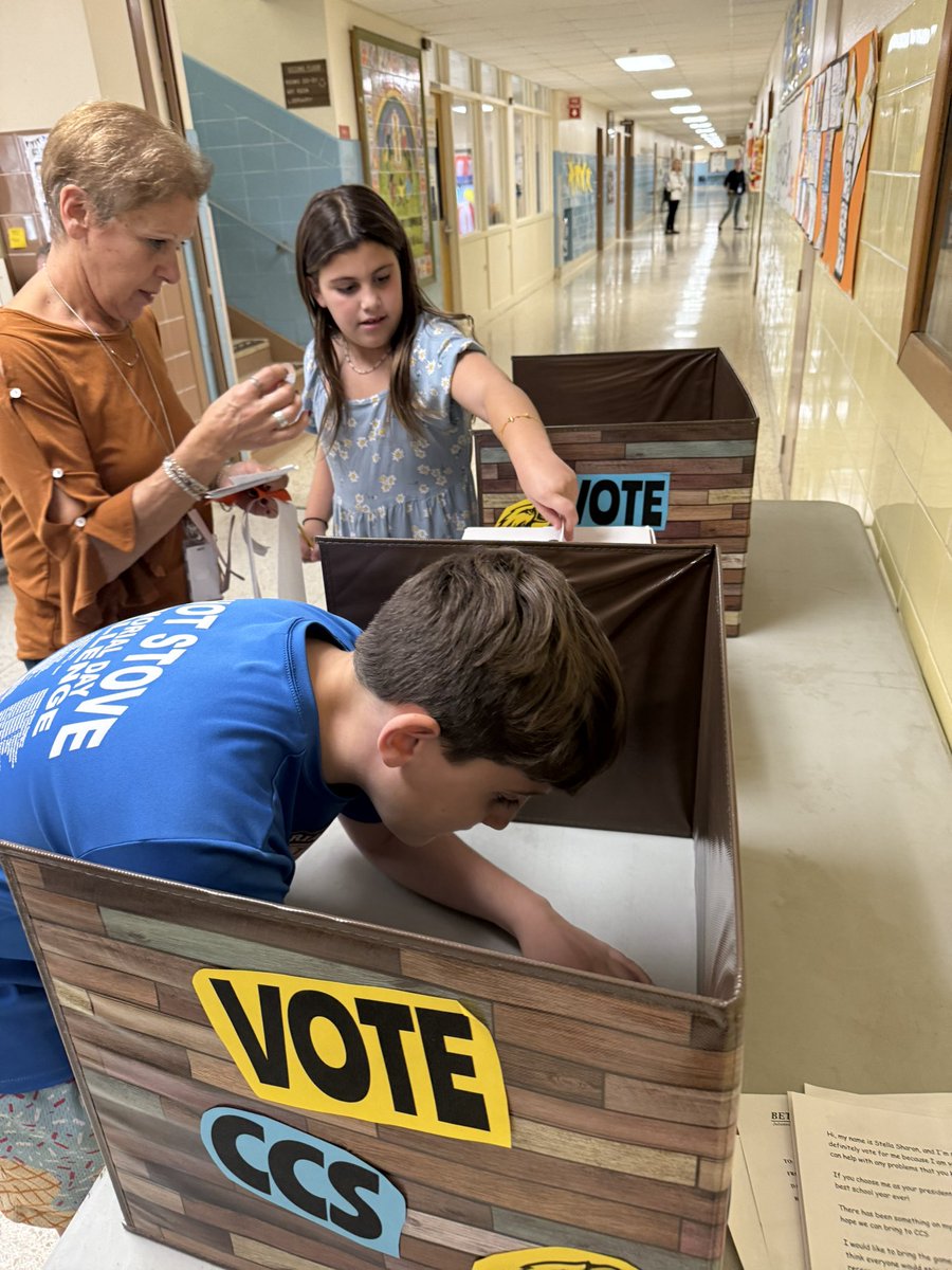 CCS Student Government tweet media