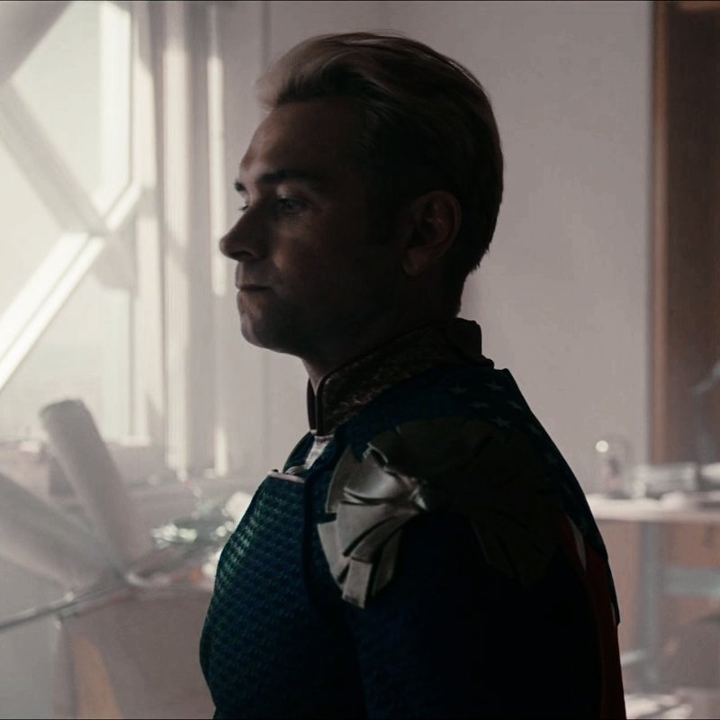 VOUGHT_MADE's tweet image. ㅤ
ㅤ
he'd  just  stare  down  at  her ,  his  gaze  neutral .

ㅤ‶   u  think  I  don't  know
ㅤwho  you  are  .ᐣ   ʺ
ㅤ
ㅤ