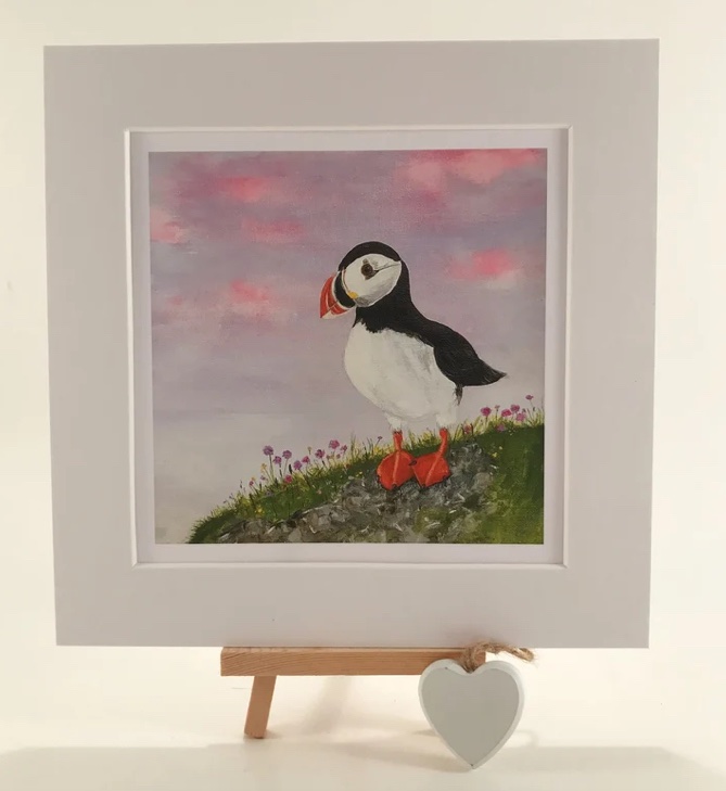 🐧 A cute wee Puffin original art print for #PuffinFriday #earlybiz #MHHSBD #elevenseshour 

etsy.com/uk/listing/692…
