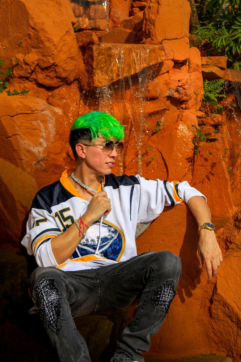 Swey Diaz ️ (@sweydiaz) on Twitter photo 