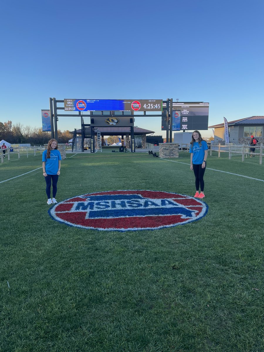 Reese and Mia are ready to run!

💎Class 5 State Championship 💎