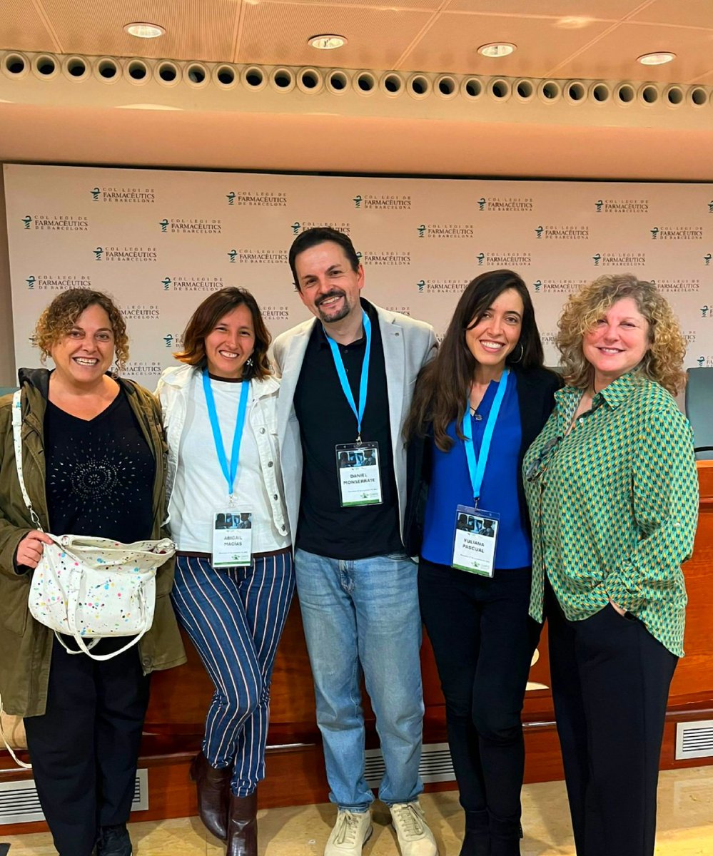 Avui I Jornades #MPOC #Asma amb el suport de <a href="/CAMFiC/">🌳CAMFiC</a> i <a href="/socapnet/">SOCAP 🫁</a> compartint ponències amb <a href="/yulianapascualg/">Yuliana 🌸</a> <a href="/RosaVillafafila/">Rosa Villafáfila</a> <a href="/martavileneuve/">Marta Villanueva</a> <a href="/danirossmm/">Daniel-Ross Monserrate</a> <a href="/AbigailMaciasP/">Abigail Macías Paredes</a> <a href="/nsanchezruano/">Núria Sánchez Ruano</a> i molta participació dels assistents. Gràcies per aquest moment de trobada.