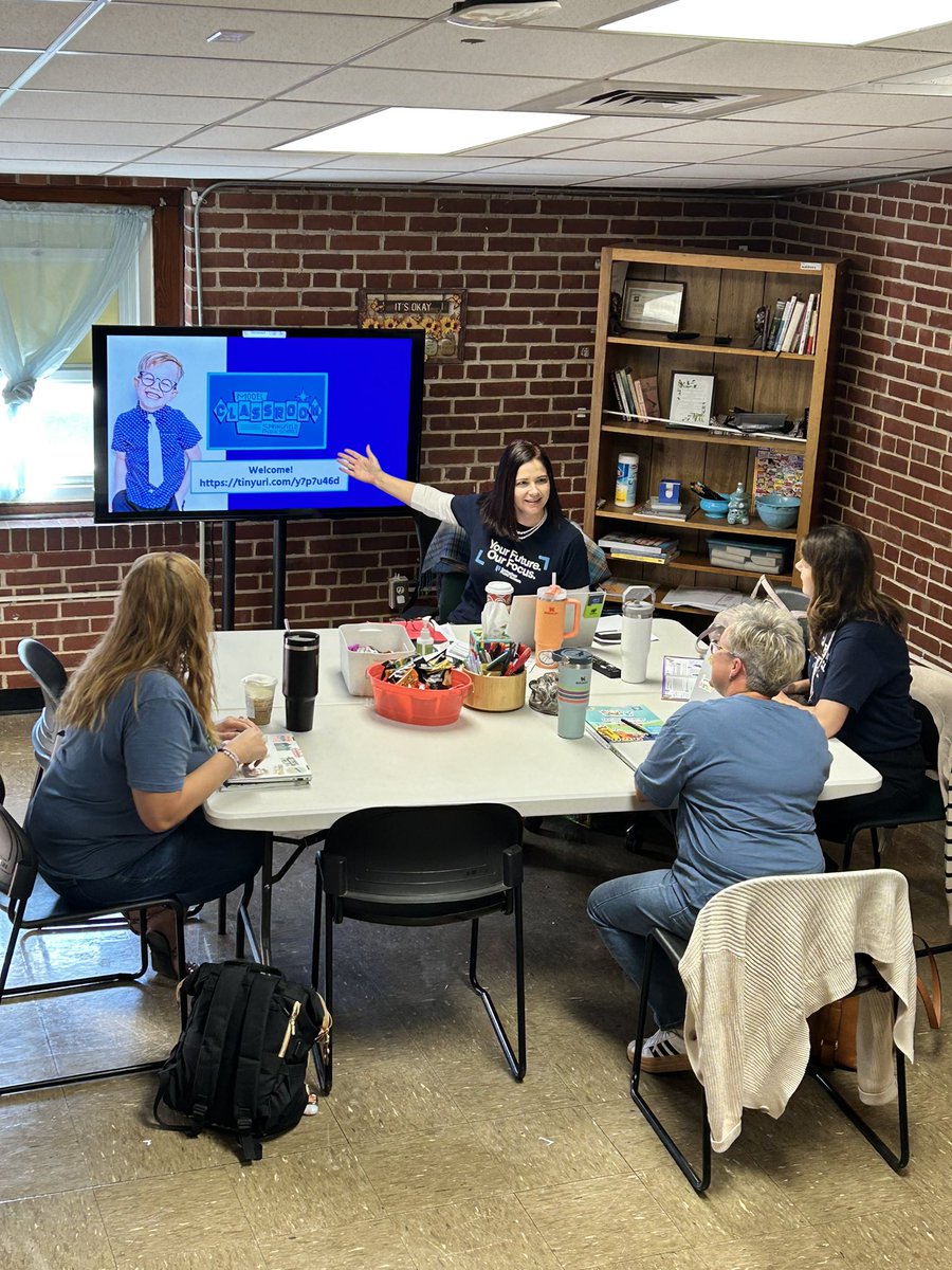 christydavis's tweet image. @CampbellEarlyC1 was busy today with Model Classroom Teacher Training and filming a teacher for future PL. Big 👏🏼to Ms. Castillo for handling her principal recording while I was also watching. #learningisrequired