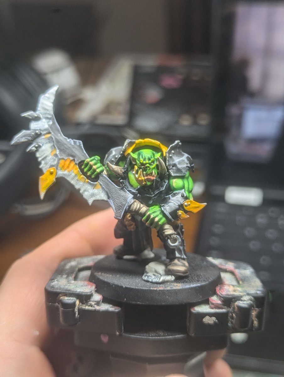 Gonna try and post less about politics and more about minis again. I'm working on a new army and I'm really happy with how it's turning out. #ageofsigmar #warhammer