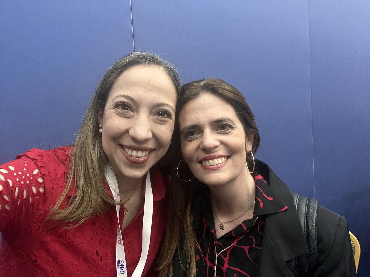 Maite Bourlon (@bourlonmaite) on Twitter photo Cáncer renal <a href="/SMEOMX/">Sociedad Mexicana de Oncología, A.C.</a>
🟠 <a href="/nataliagandur/">Dra. María Natalia Gandur Quiroga</a> beneficio de prembrolizumab en adyuvancia (SG 0.62)
🔵<a href="/drvmoyervides/">Dr. Victor Oyervides-Juarez</a> tratamiento de primera línea IO+IO vs IO+TKI
🟢<a href="/arturodelgadomd/">Arturo Delgado</a> nefrectomía de intervalo
🟡 <a href="/Nora_Sobrevilla/">Nora</a> tratamiento de segunda línea Cáncer renal <a href="/SMEOMX/">Sociedad Mexicana de Oncología, A.C.</a>
🟠 <a href="/nataliagandur/">Dra. María Natalia Gandur Quiroga</a> beneficio de prembrolizumab en adyuvancia (SG 0.62)
🔵<a href="/drvmoyervides/">Dr. Victor Oyervides-Juarez</a> tratamiento de primera línea IO+IO vs IO+TKI
🟢<a href="/arturodelgadomd/">Arturo Delgado</a> nefrectomía de intervalo
🟡 <a href="/Nora_Sobrevilla/">Nora</a> tratamiento de segunda línea