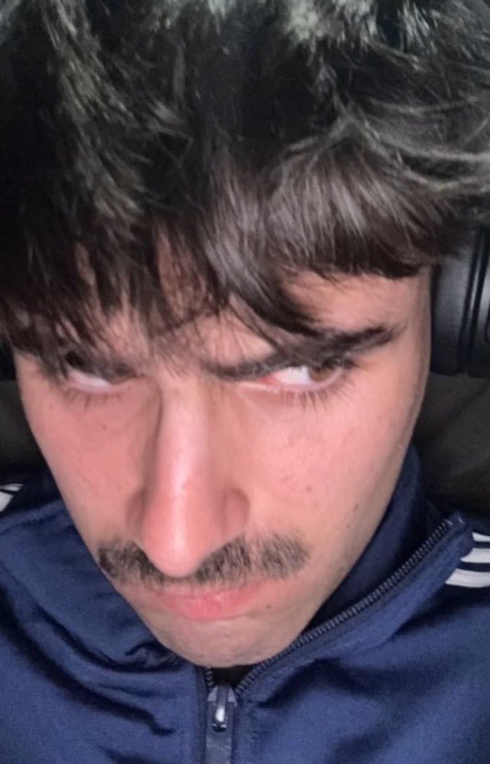 fireproofcv's tweet image. no me queda más opción