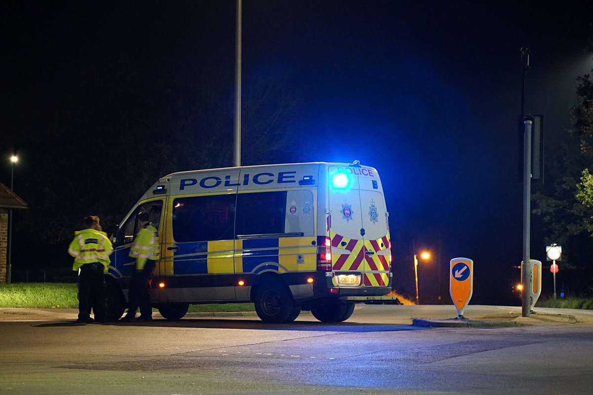 EchoDan11's tweet photo. #StoneCross - Hailsham Road  junction at Dittons Road - closed by police - unknown incident at this time https://t.co/zSY5pB5AUE