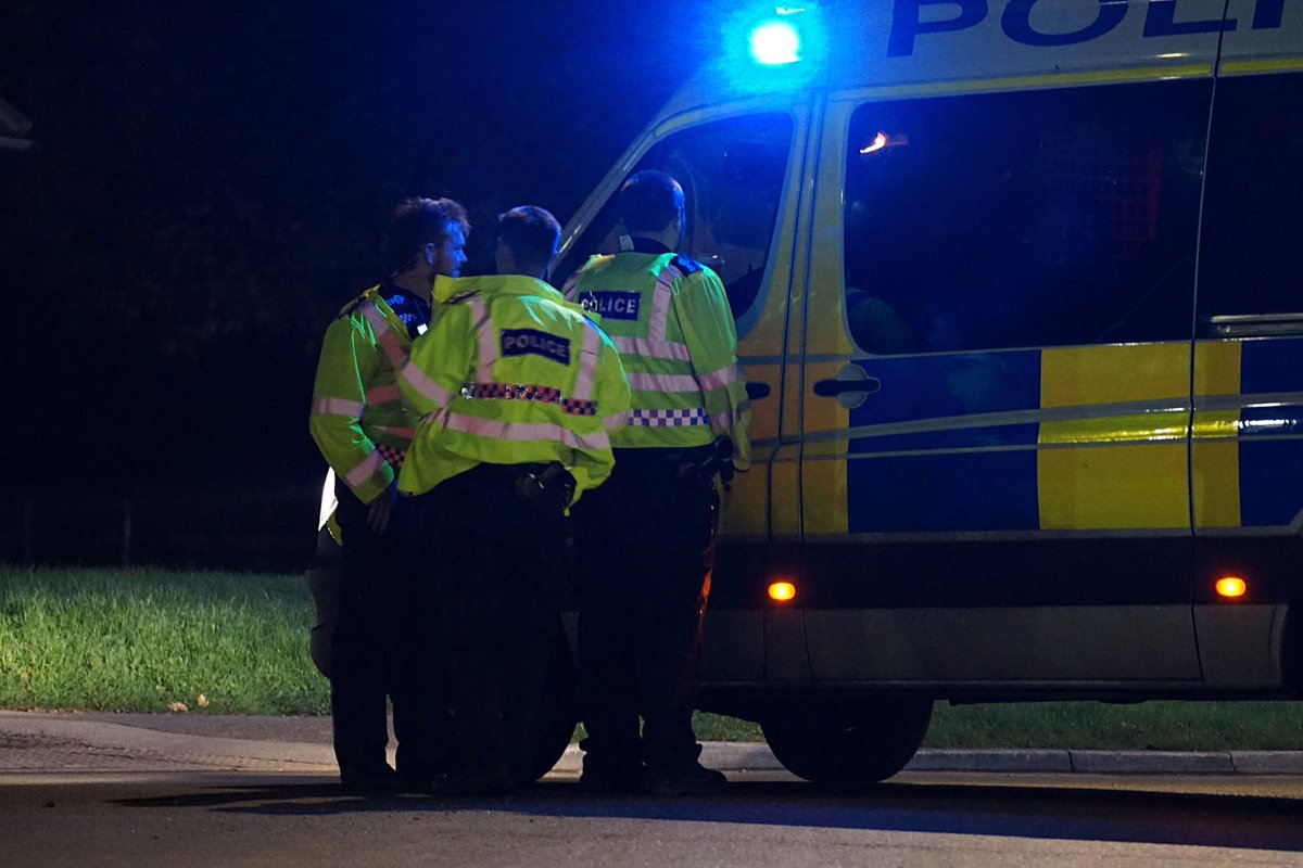 EchoDan11's tweet photo. #StoneCross - Hailsham Road  junction at Dittons Road - closed by police - unknown incident at this time https://t.co/zSY5pB5AUE