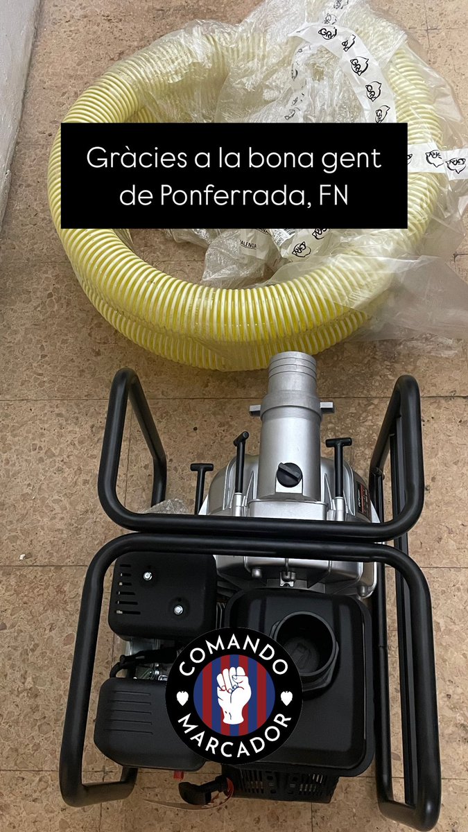 Shaved_Dog's tweet photo. Ni puc enumerar tot el material de hui. Unes 160 botes, bolquers per a majors (van demà a la residència d’Aldaia), 300 litres de lleixiu, dos karchers, una bomba d’aigua per part de la gent de Ponferrada, material de neteja, higiene, aigua… i un llarg etcètera.
Gràcies a tots 💪🏻 https://t.co/FaRkHl1zMj
