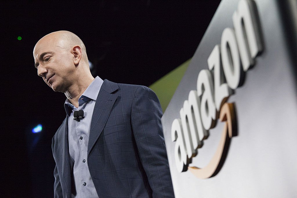 🇺🇸AMAZON DOUBLES DOWN ON AI: MORE BILLIONS FOR ANTHROPIC

Amazon is reportedly negotiating another massive investment in AI firm Anthropic, following a $4 billion investment last year.

Anthropic, an OpenAI rival, leverages Amazon's cloud services and may expand its use of
