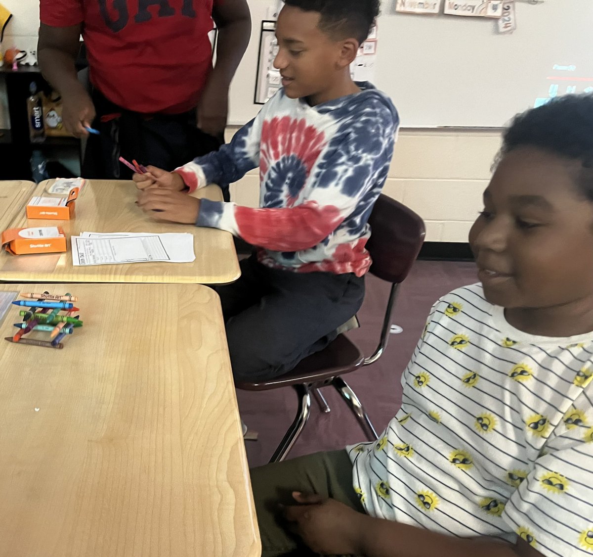Thank you, <a href="/Crisnoel75/">cristine</a>, for a great STEM Day! Students built crayon towers, constructed mazes, engaged in research projects, and created new crayon colors by mixing common shades. Good times! <a href="/RCE_HCS/">RCE_HCS</a> #STEMDay #HandsOnLearning