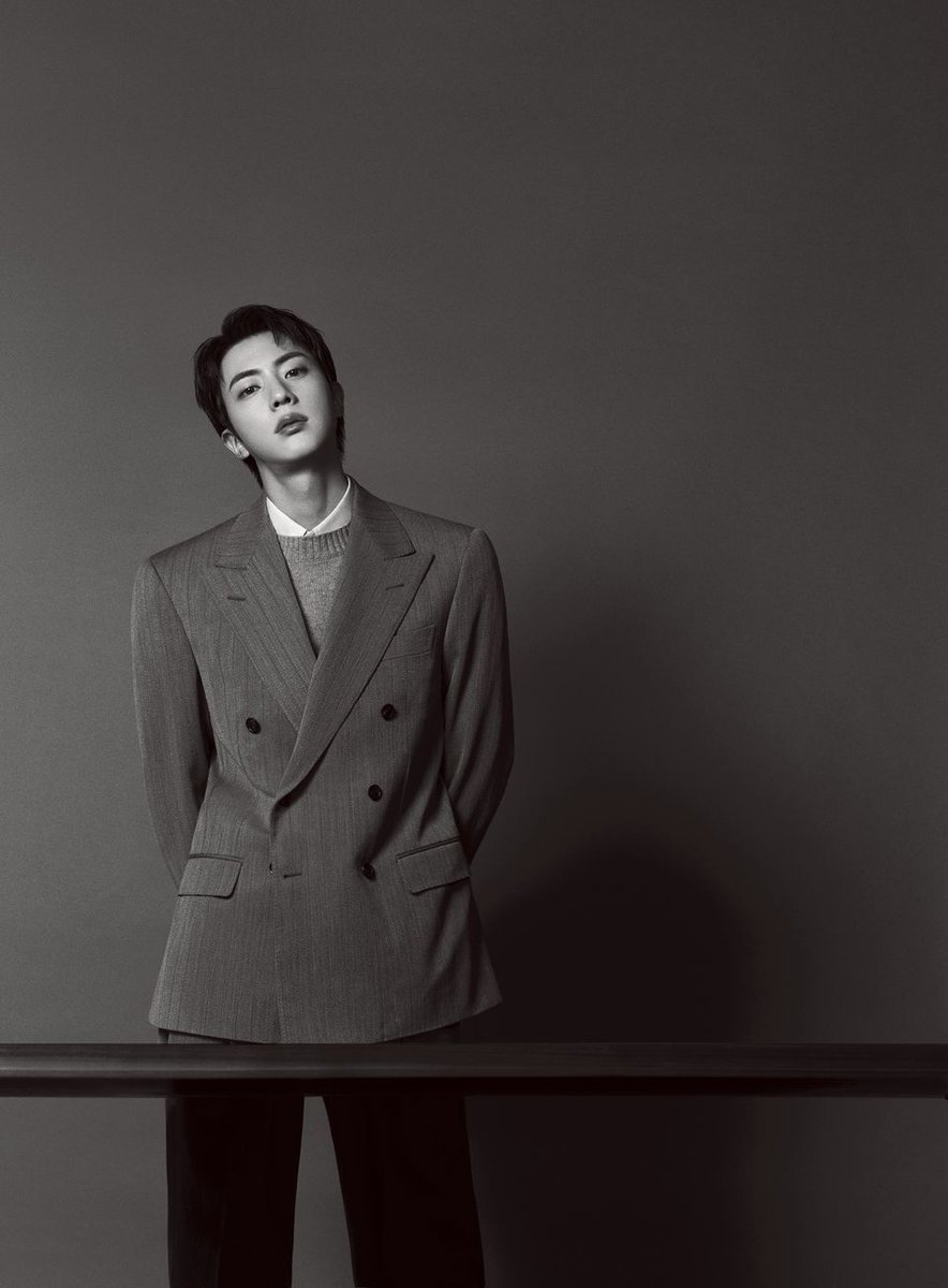 GQ JAPAN | BTS #JIN - 새로운 여행의 시작  (1)

🔗gqjapan.jp/article/202411…