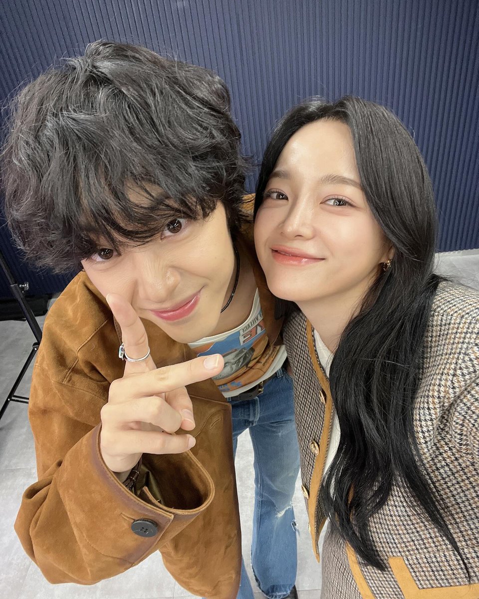 Another Sejeong Jongwon selca ✨

#BrewingLove