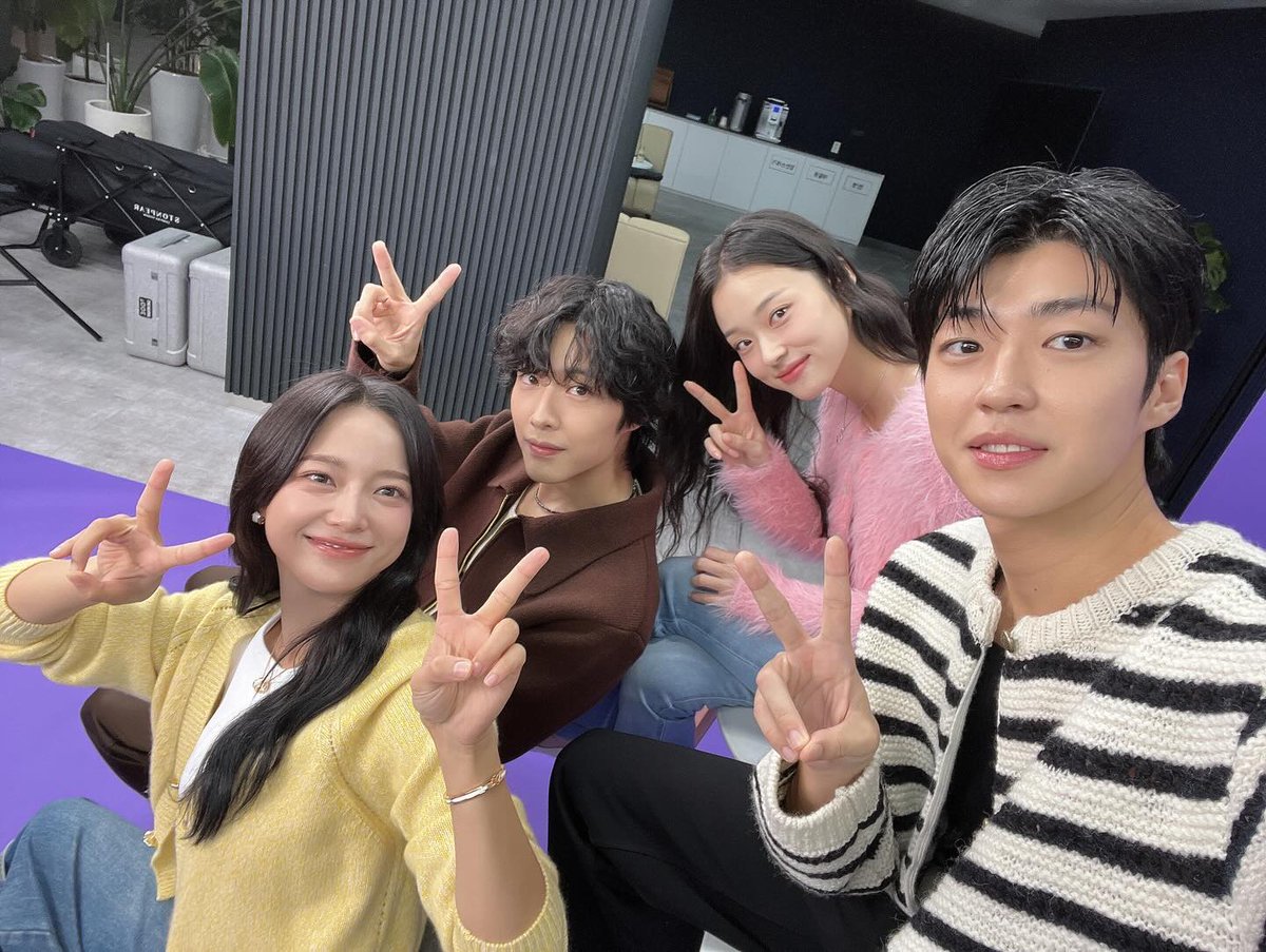 #BrewingLove squad cutee 😆🤏🏻