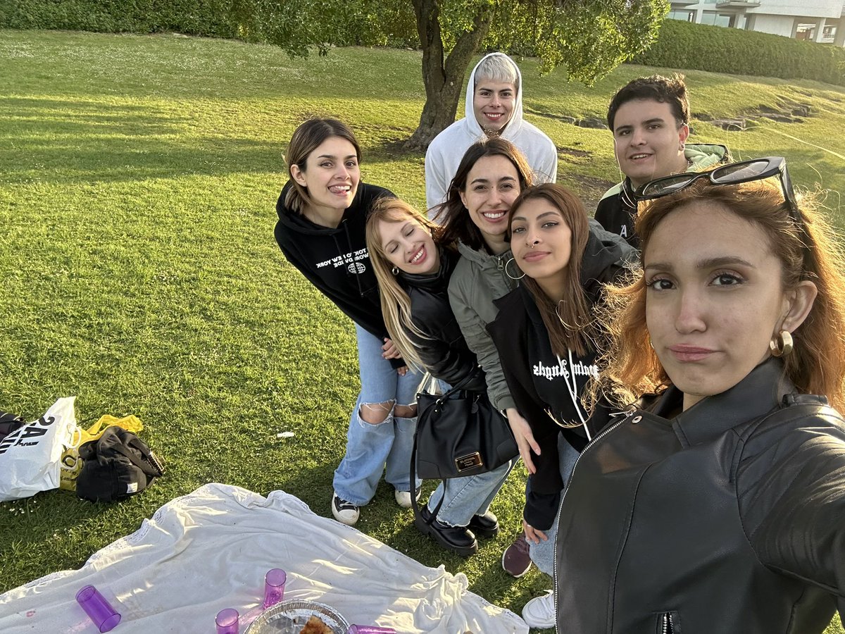 LUckthisshit's tweet photo. my friends🩷 https://t.co/skbCdsEpUi