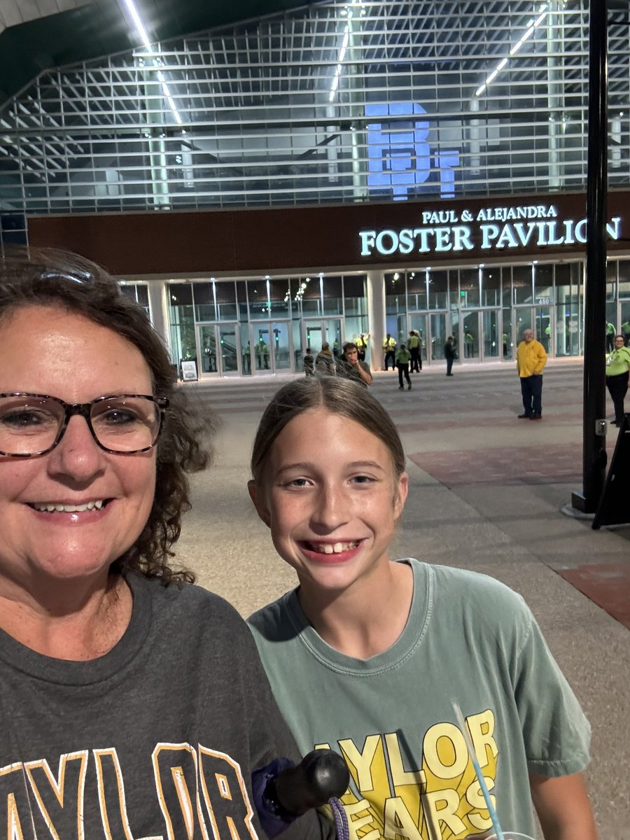 Earpmomma's tweet photo. #SicEm https://t.co/vpA4TeYcBk